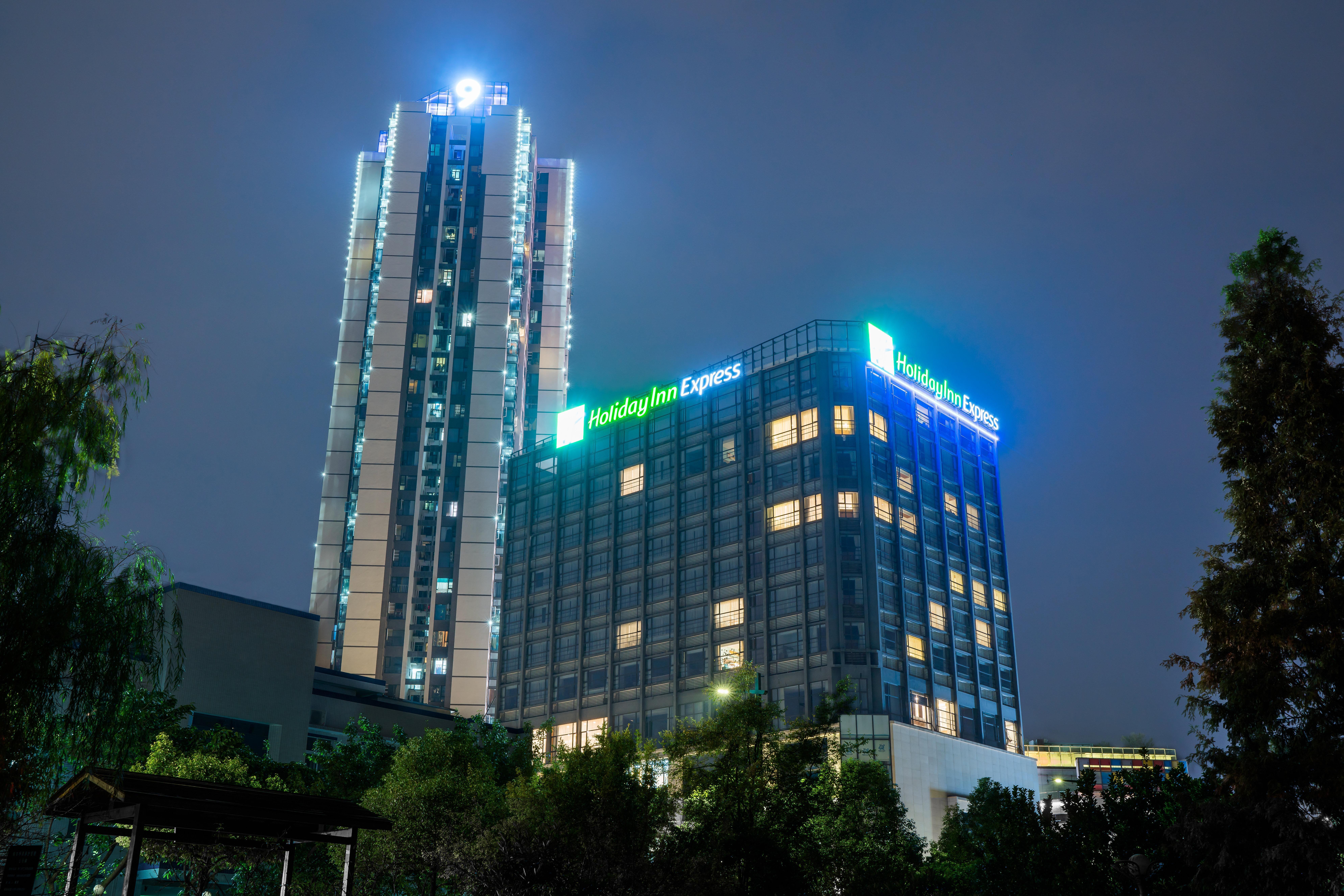 Hyatt House Chengdu Pebble Walk Hotel Bagian luar foto