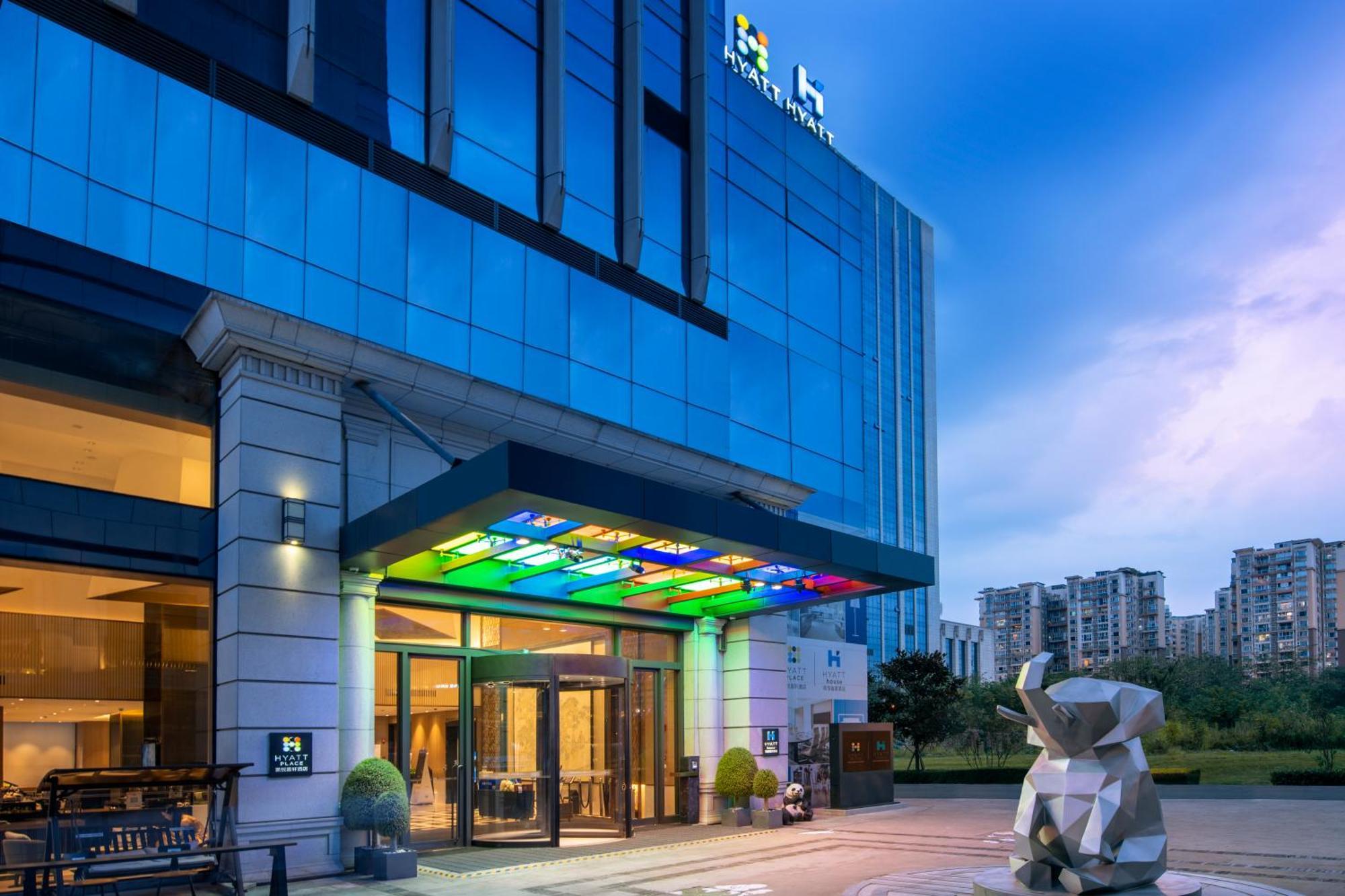 Hyatt House Chengdu Pebble Walk Hotel Bagian luar foto